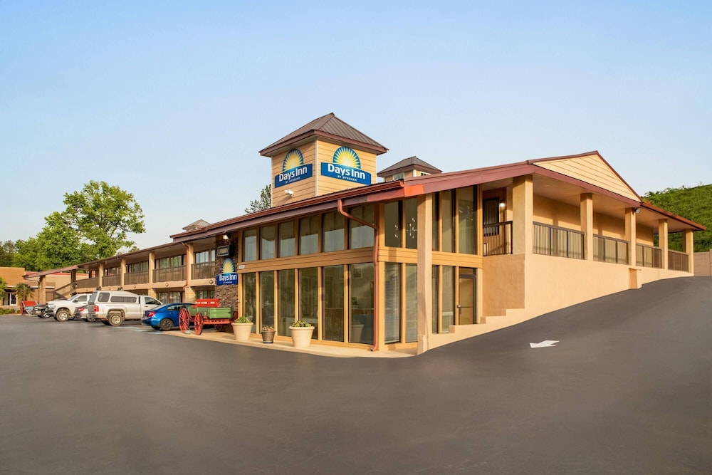 Days Inn By Wyndham Cartersville 5/44