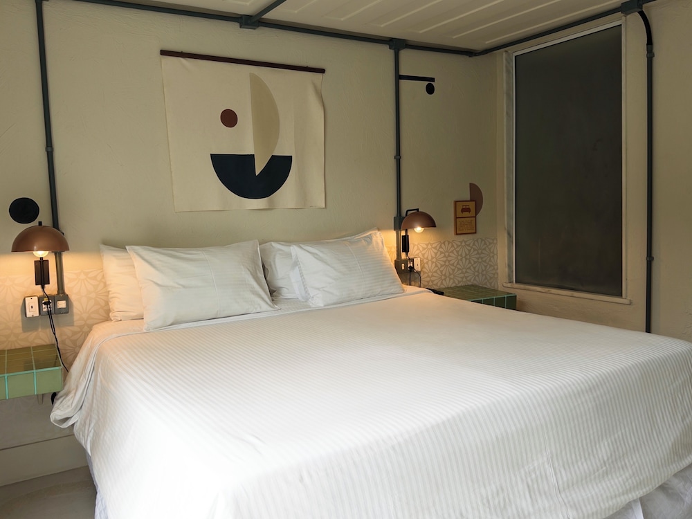 Garden, Premium, Suite, King Bed