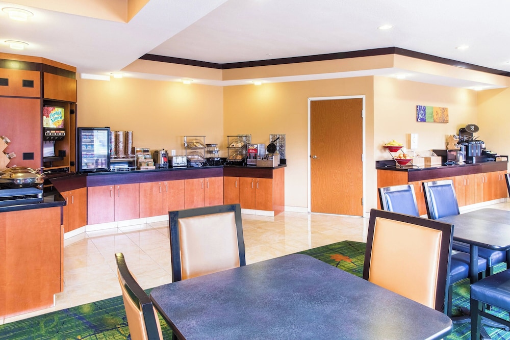 Fairfield Inn and Suites Billings 35/50