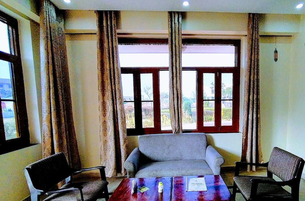 HOTEL SWARAJ RESORTS 52/73