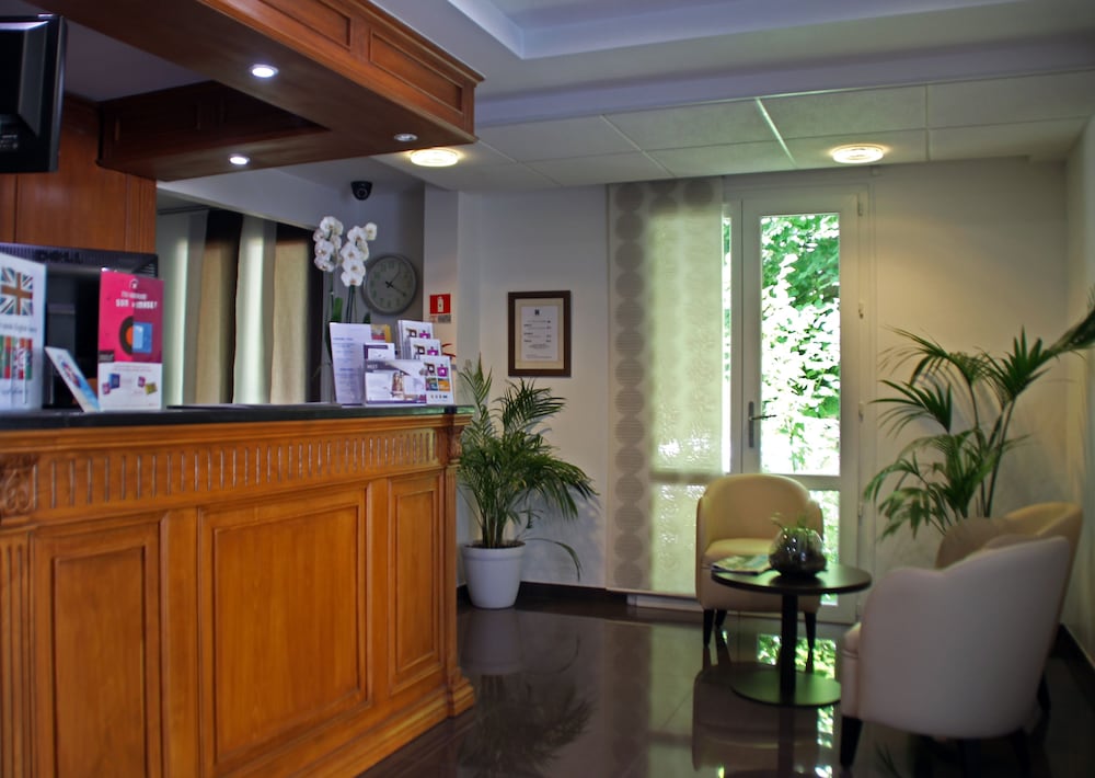 Hotel the Originals Paris Sud Orly Draveil 8/47