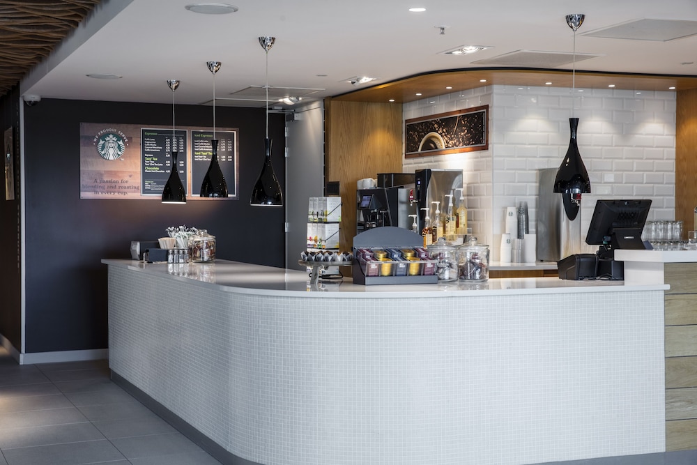 Lobby at HOLIDAY INN EXPRESS ARENA TOWERS, AMSTERDAM