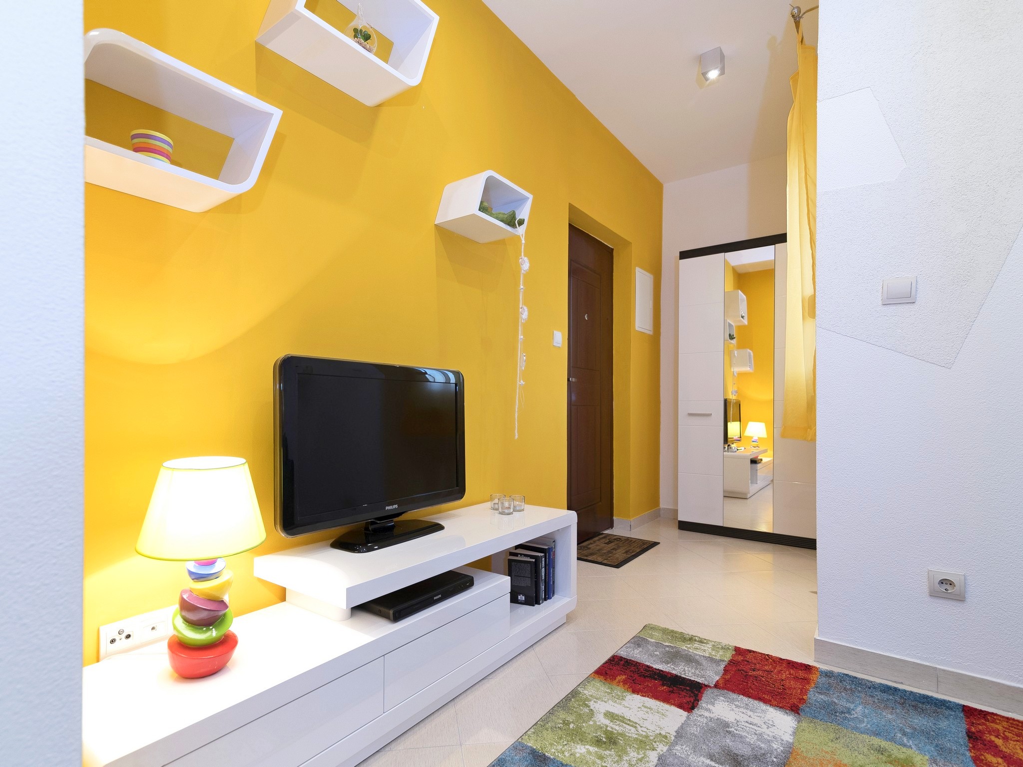 APARTMENTS ISKRA 22/33