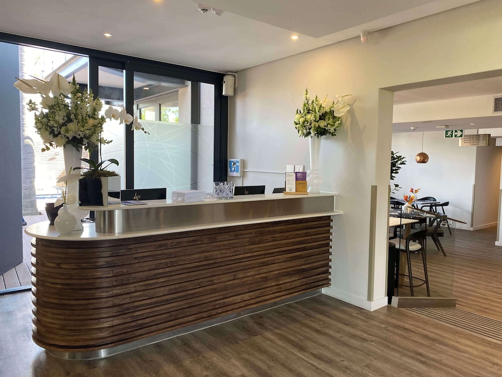 Radisson Hotel & Convention Centre Johannesburg, O.R. Tambo 6/50