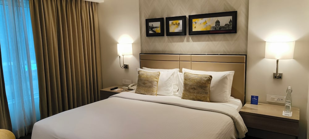 Royal Hometel Suites Dahisar Mumbai 15/43