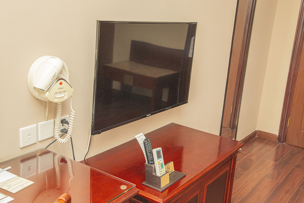 Best Western Plus Paramount Hotel 27/44