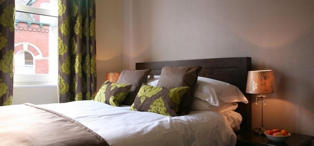Gillygate Guest House 20/50