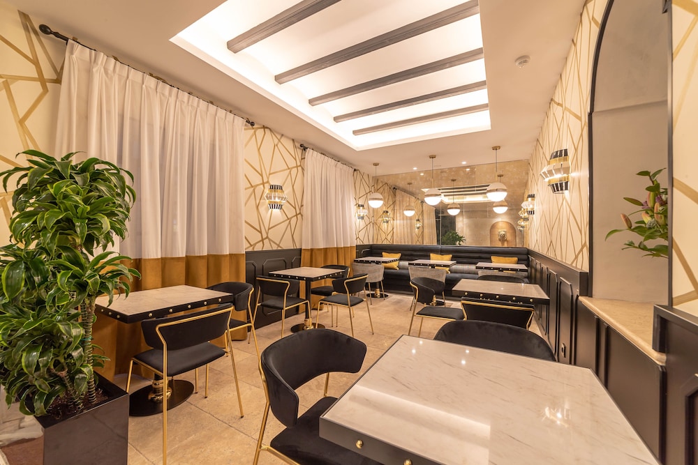 Hotel Claude Marbella 23/34