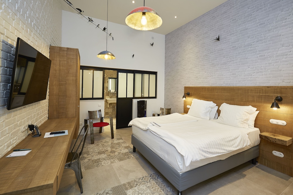 Hotel The Originals Le Cise 29/74