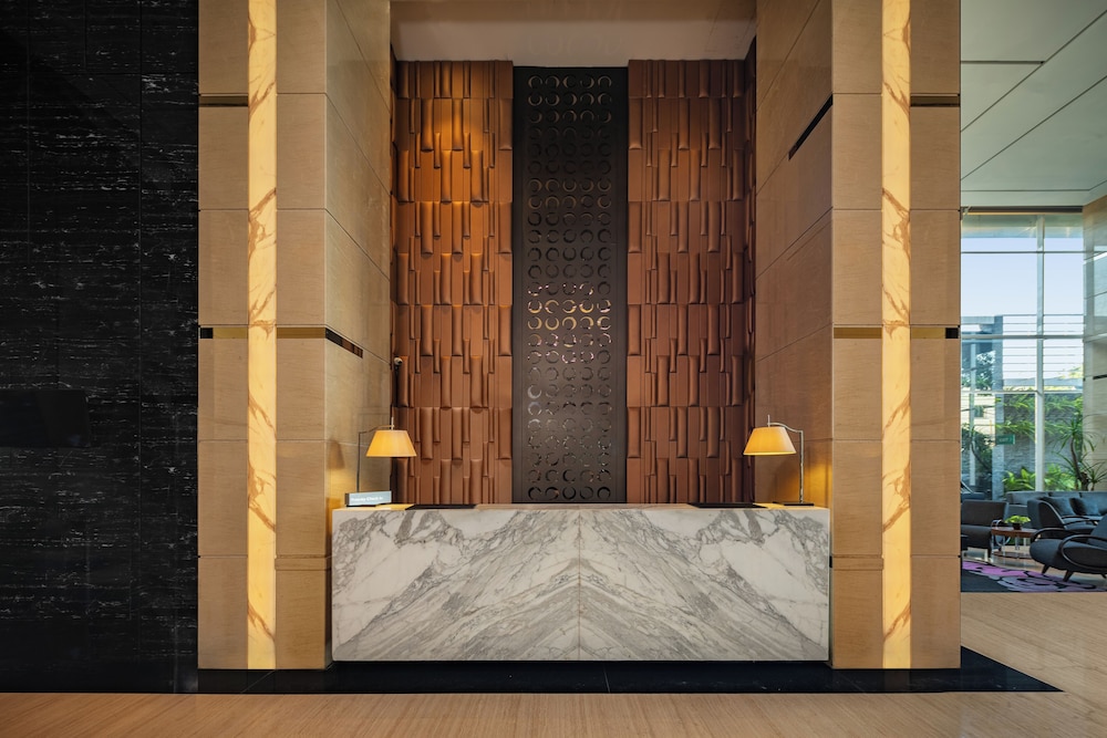 MELIA MAKASSAR 8/73
