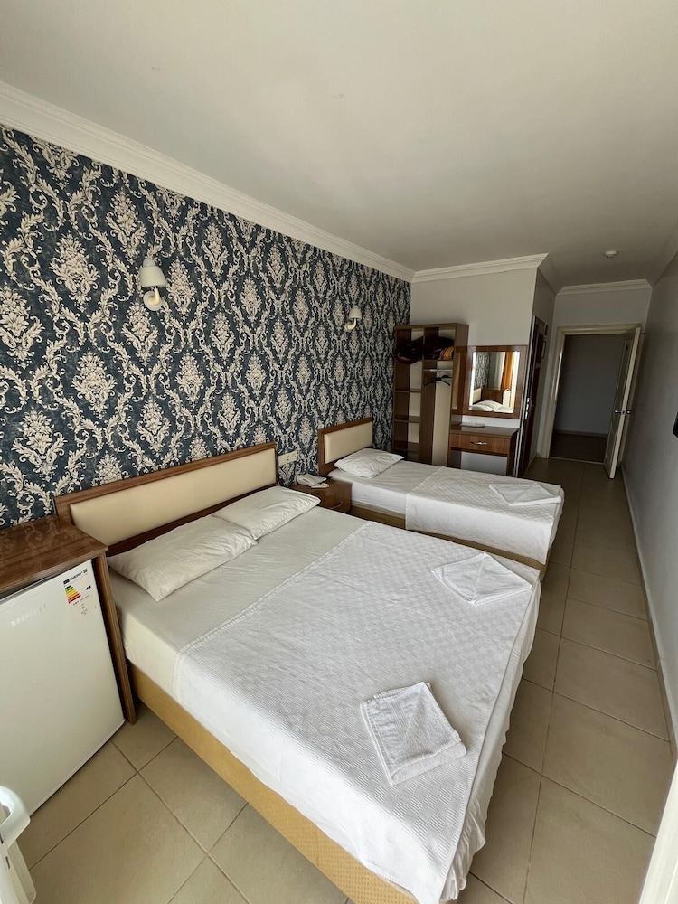 Peri Hotel 19/39