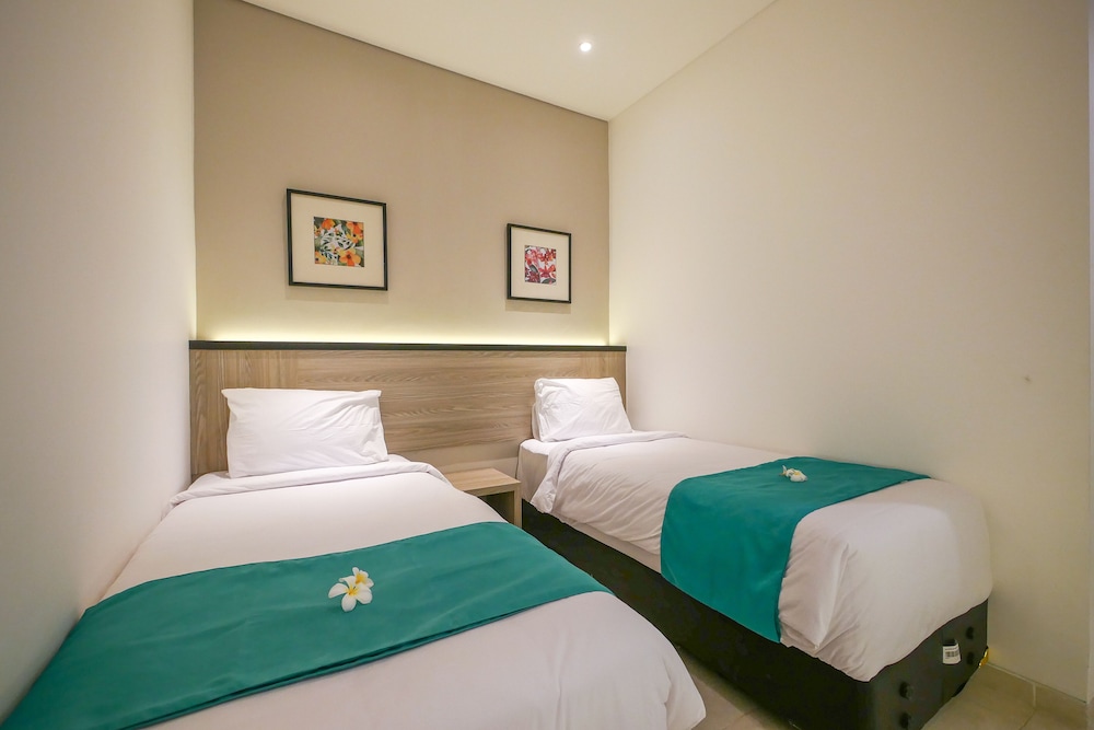Nivasa Hotel 14/38