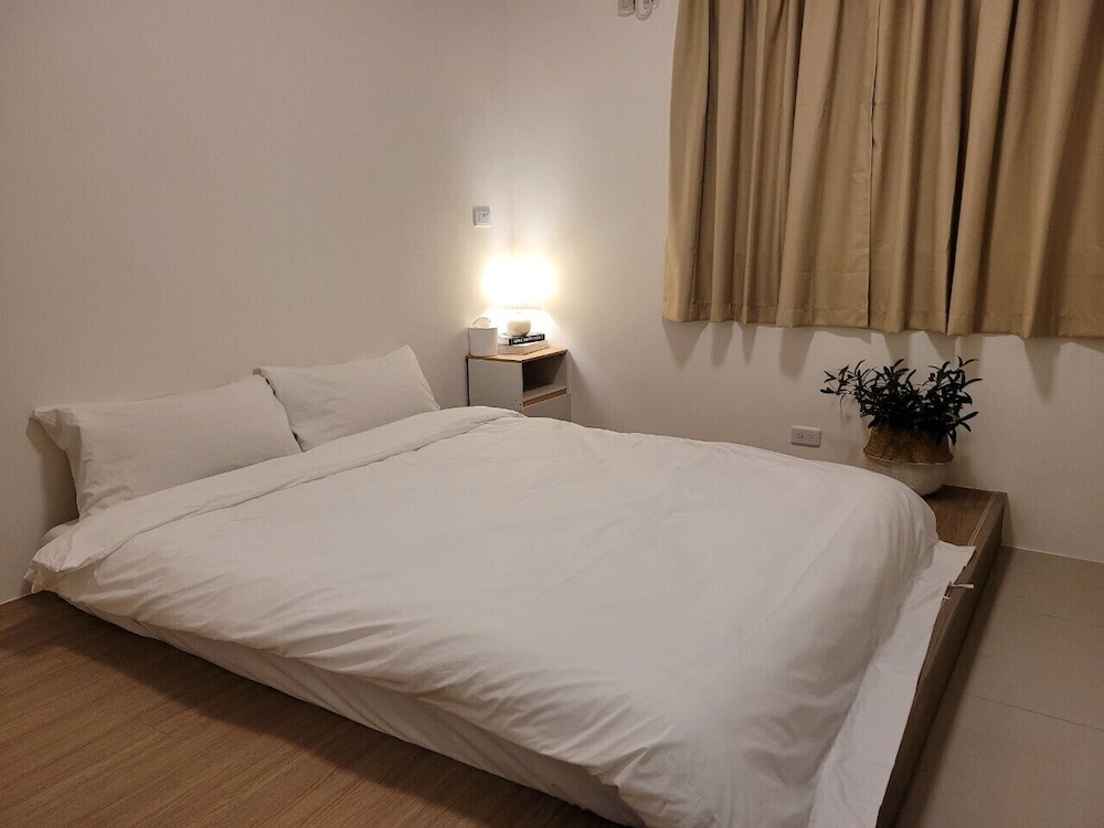 STANDARD, DOUBLE BED