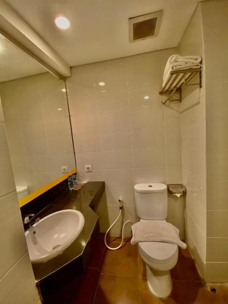 Sun Royal Hotel 39/44