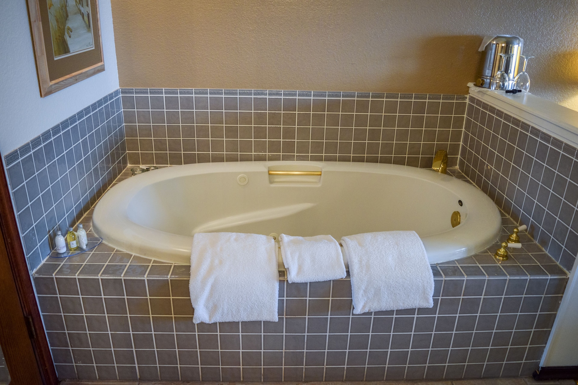 غرفة رومانسية بسرير كوين، Wharf Master's Inn 8/8