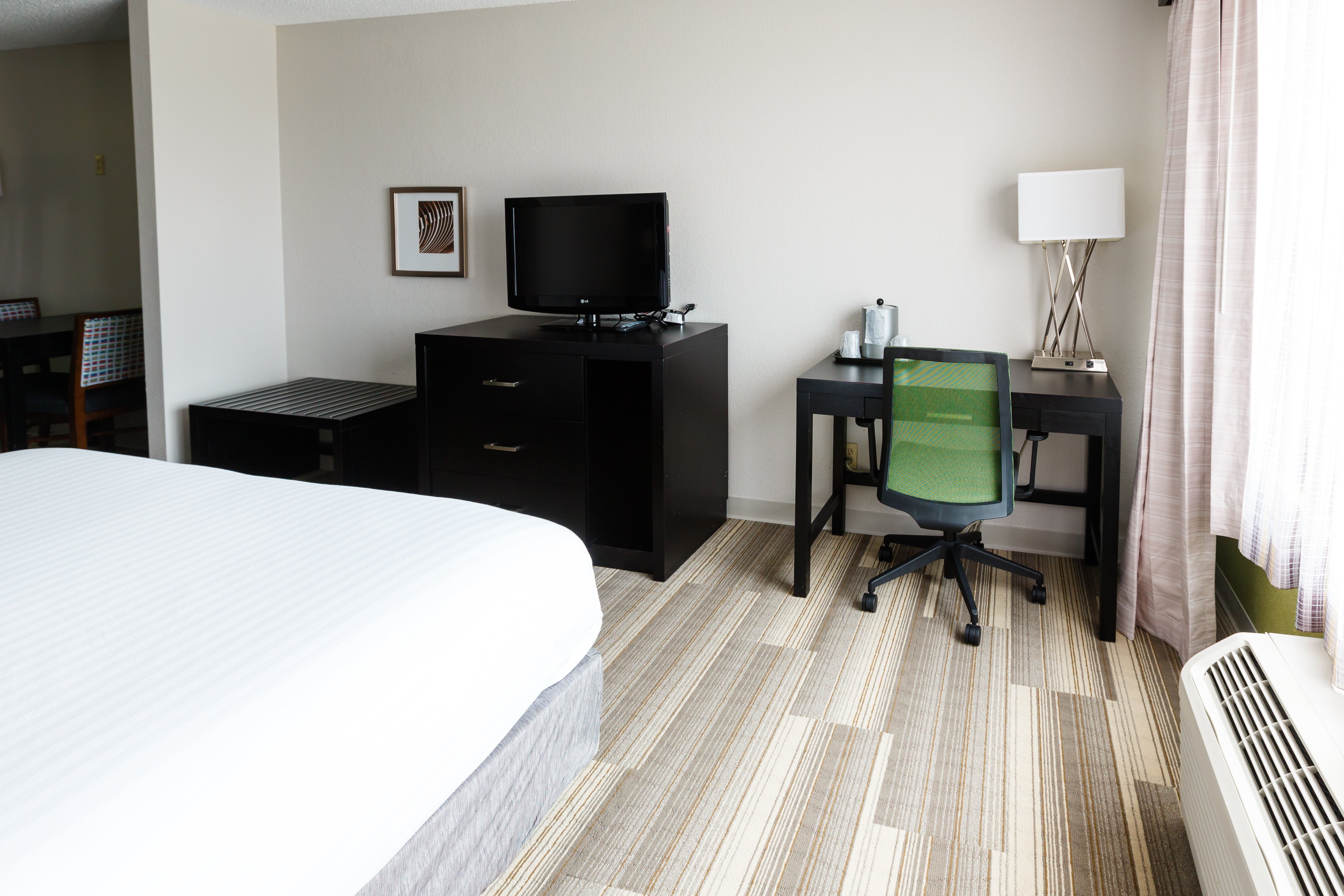 Leisure, King Bed