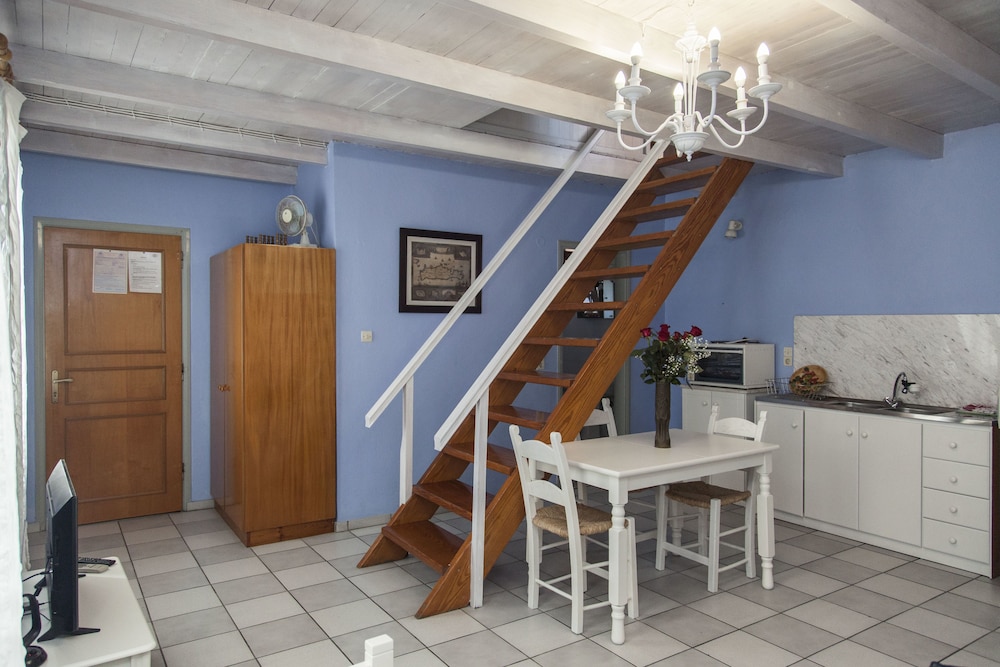 Kasteli Studios &amp; Apartments 6/50