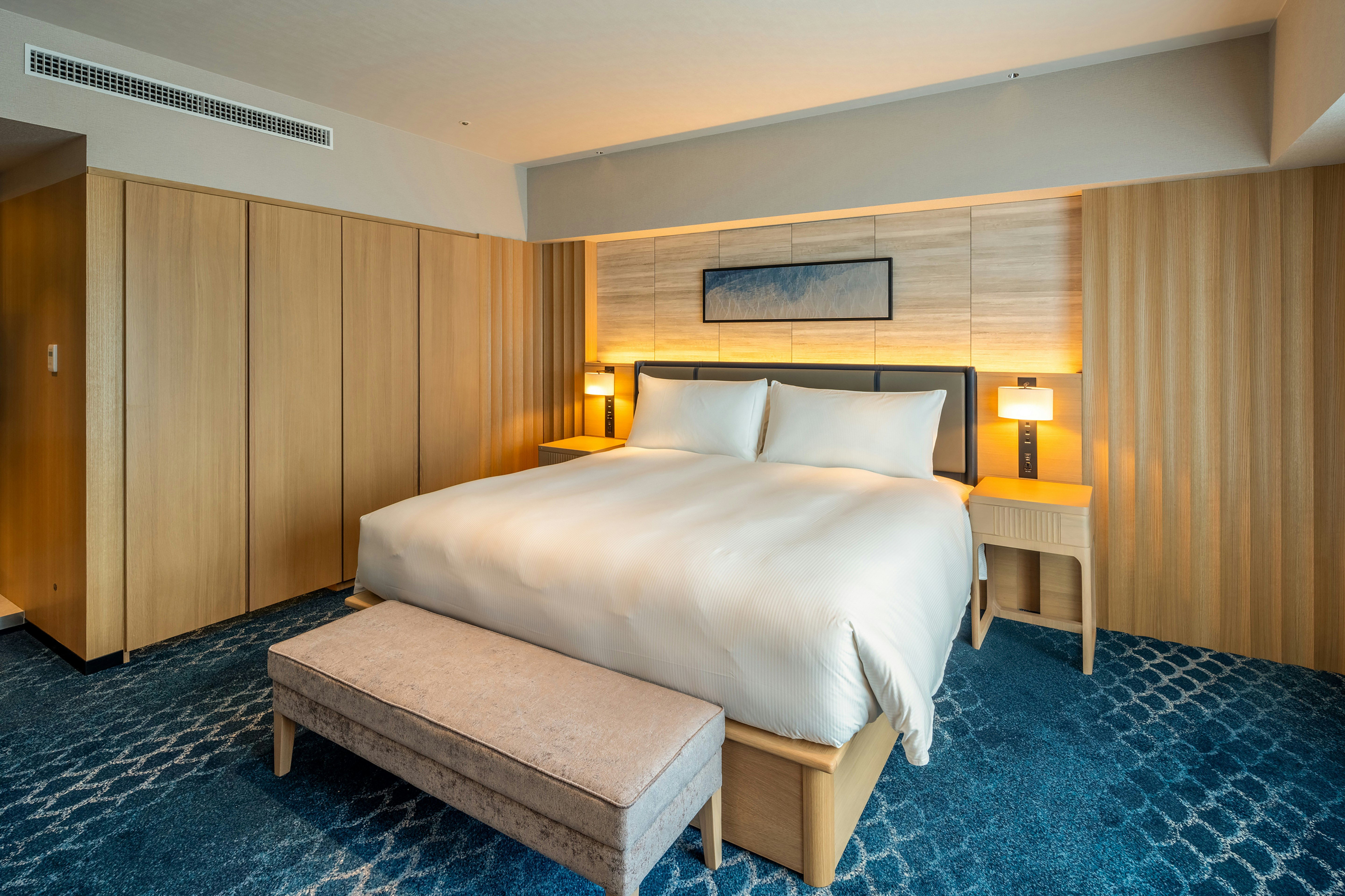 Ocean, Deluxe, Suite