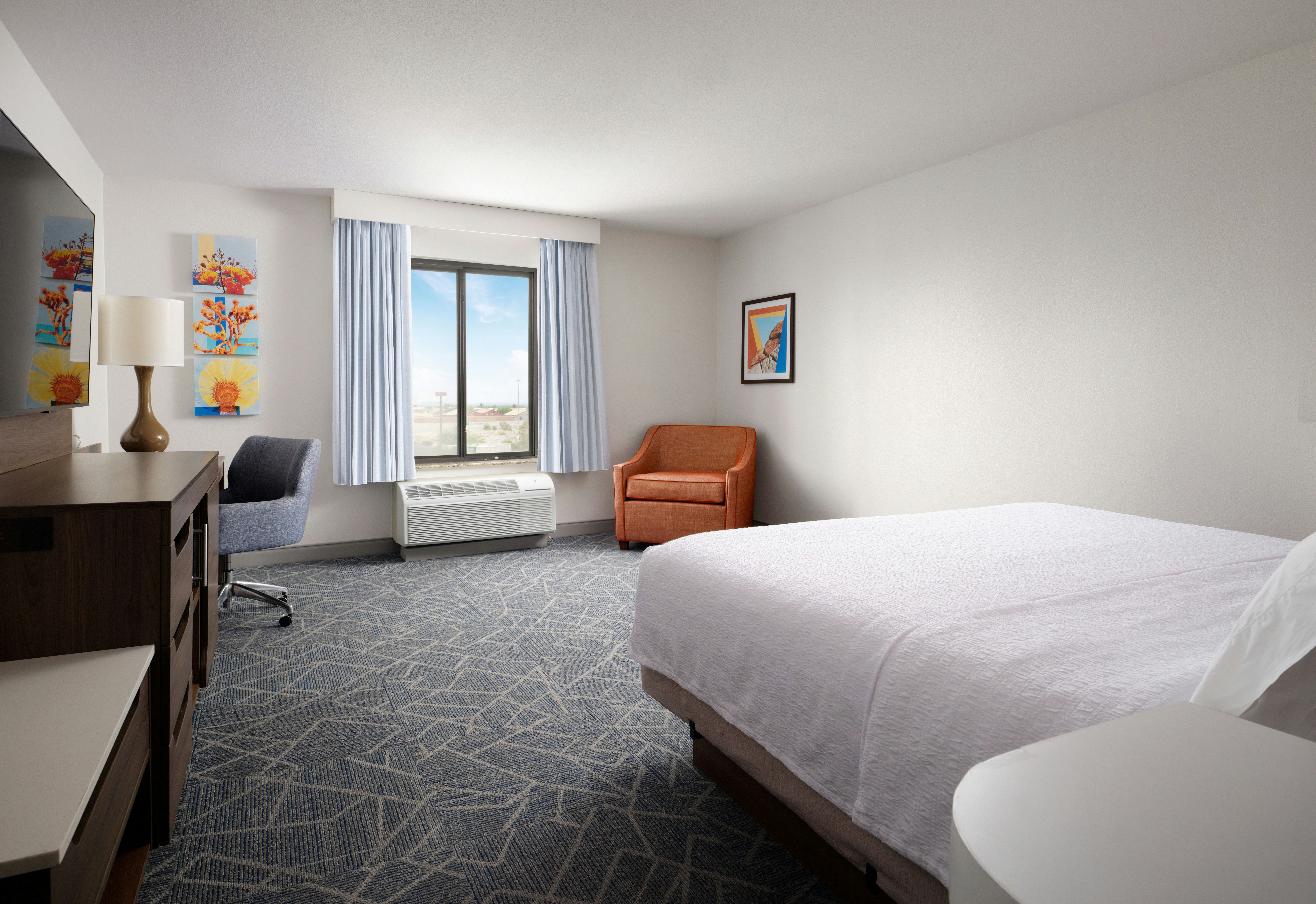 ROOM, KING BED