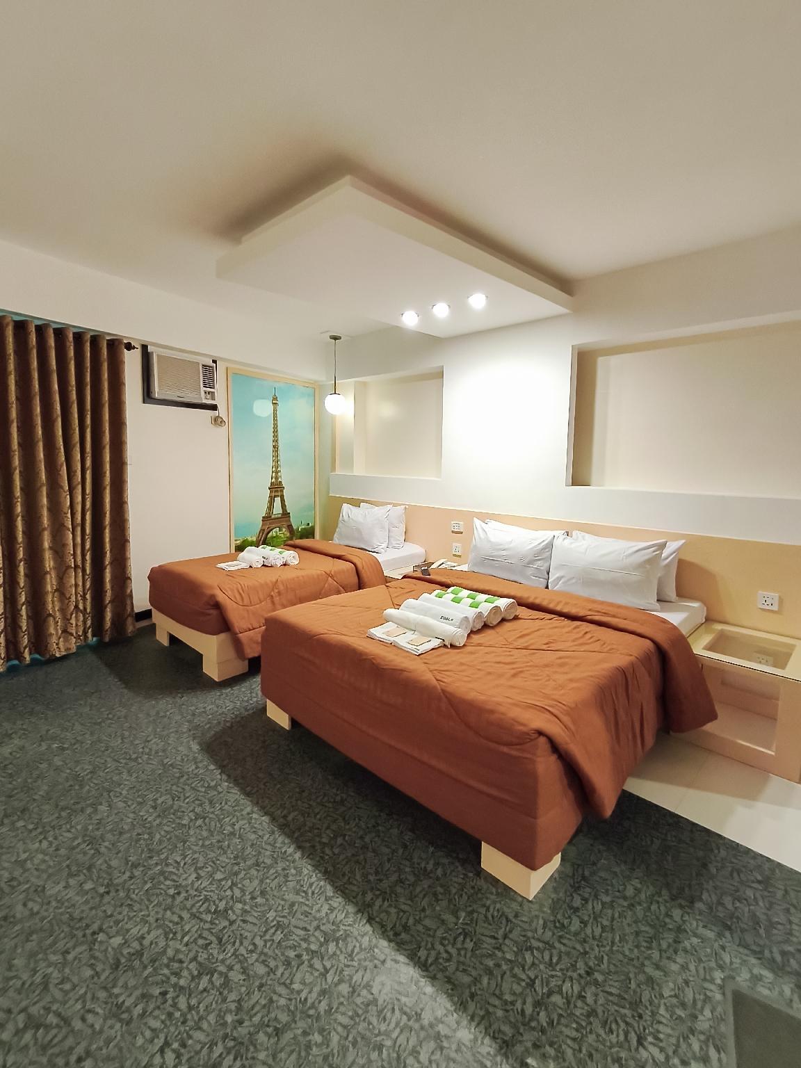 Good, Premium, Suite, 1 Queen and 1 Single Bed