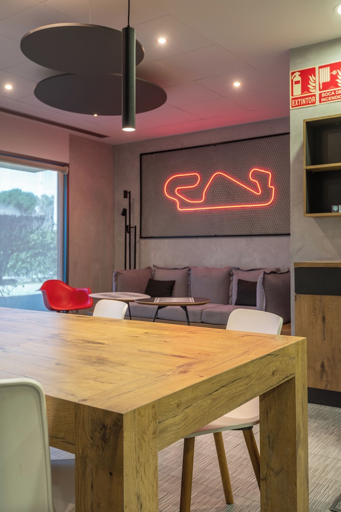 ibis Barcelona Montmelo Granollers 49/73