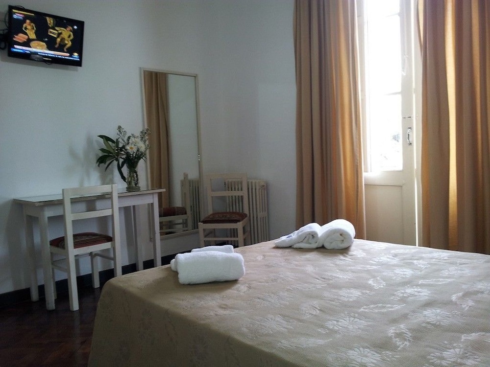 Plaza Hotel 30/50