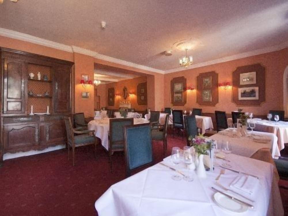 Corse Lawn House Hotel 35/49