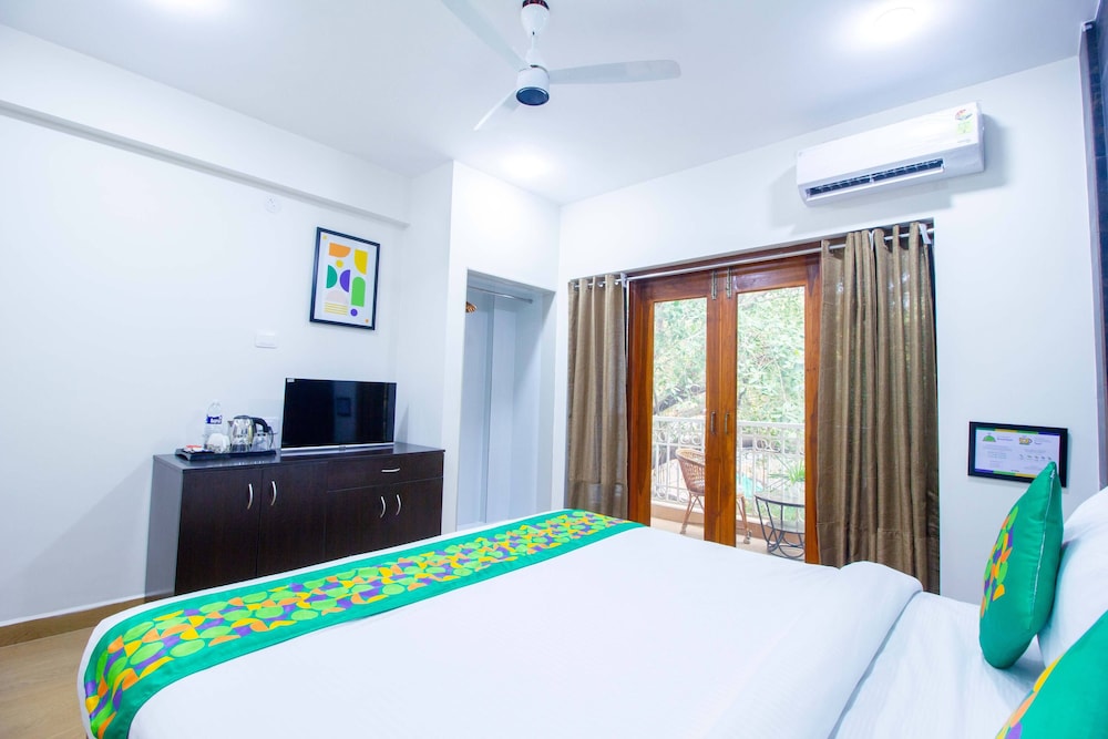 Oyo 4977 Kristal Sands Beach Resort 22/78