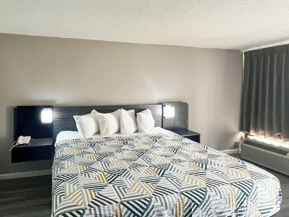 Motel6 Lugoff, SC 21/28