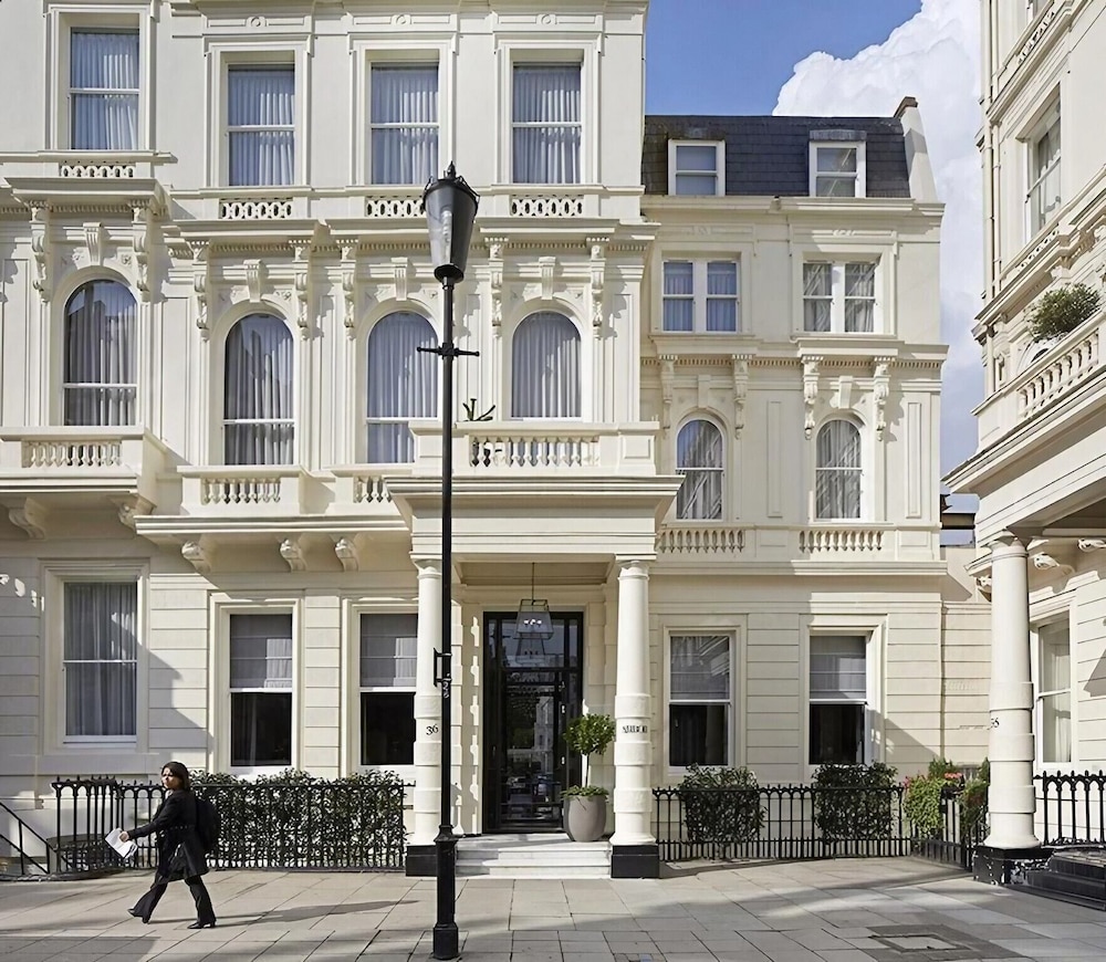 Signature Townhouse Hyde Park 60/62