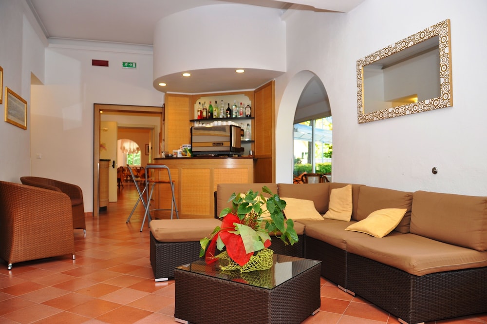 Hotel Azzurra 28/50