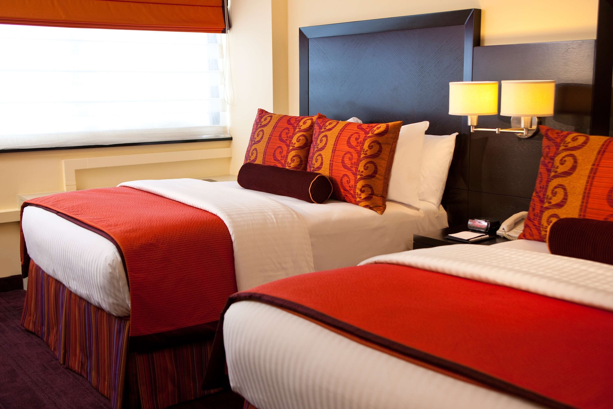 DELUXE, 2 DOUBLE BEDS, BALCONY