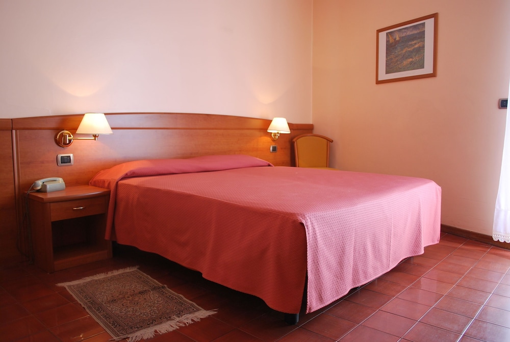 Hotel Siena 22/48