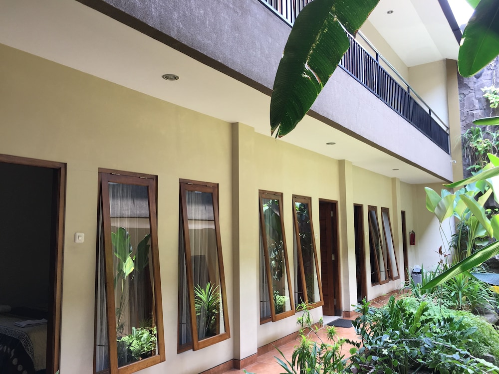 Aloha Hotel Yogyakarta photo1