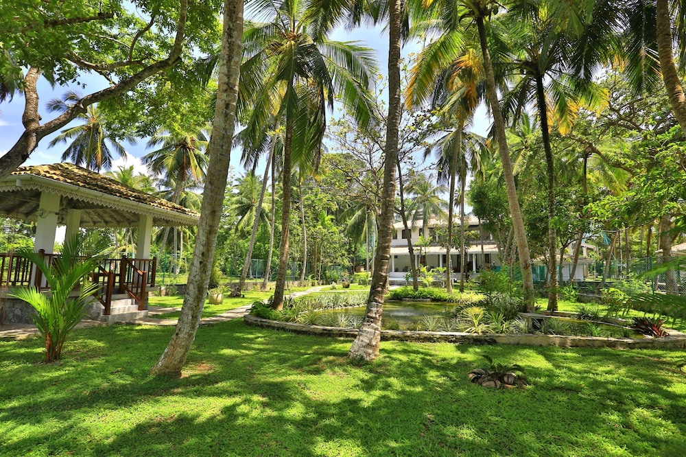 Amara Villa 35/47