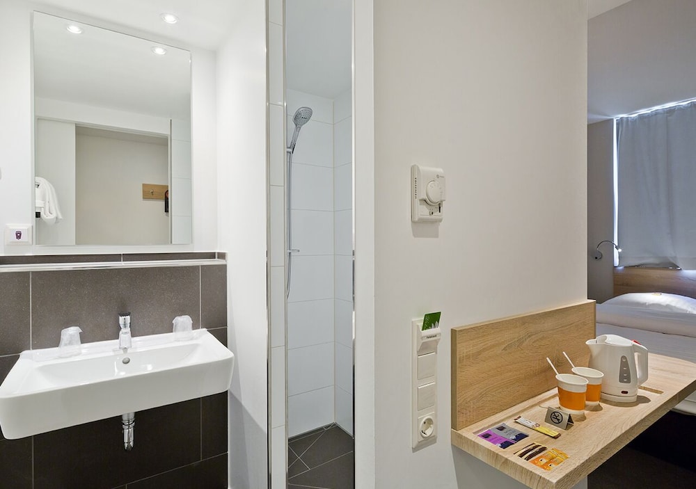 B B Hotel Munchen Olympiapark 18/45