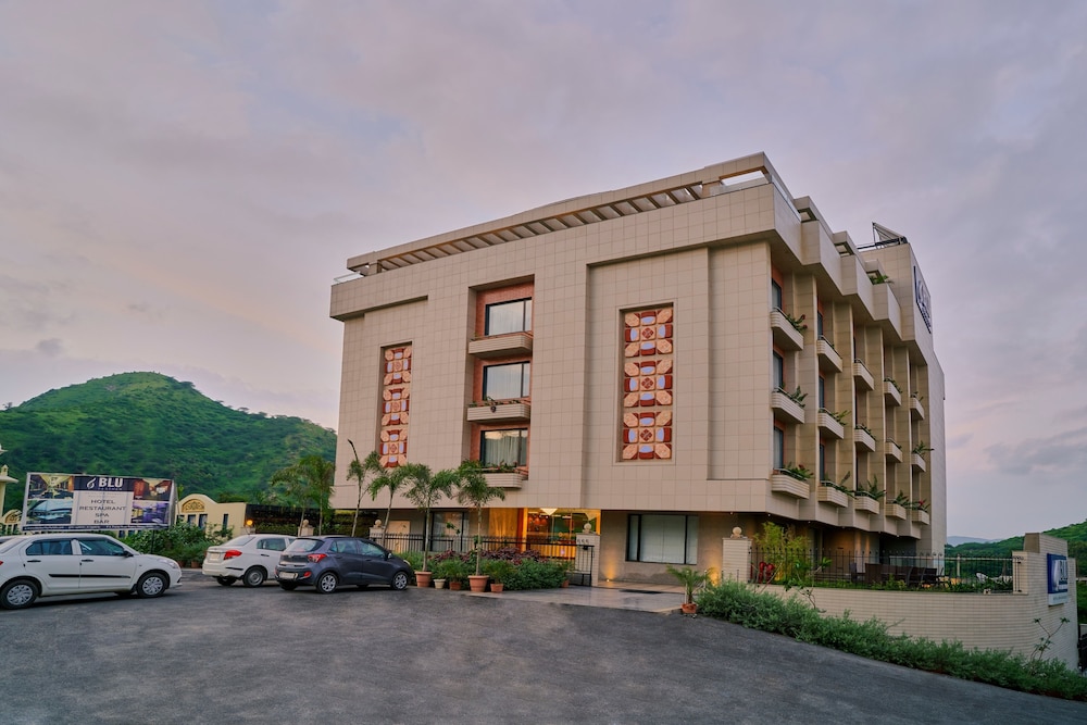 Blu Feather Hotel & Spa photo3