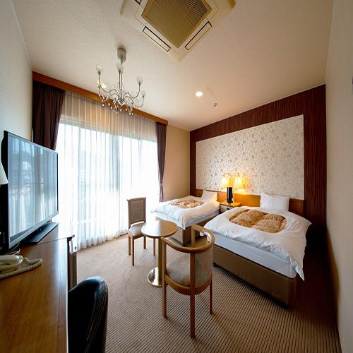 Western, Privilege, Suite, Twin Beds, River View, Night View