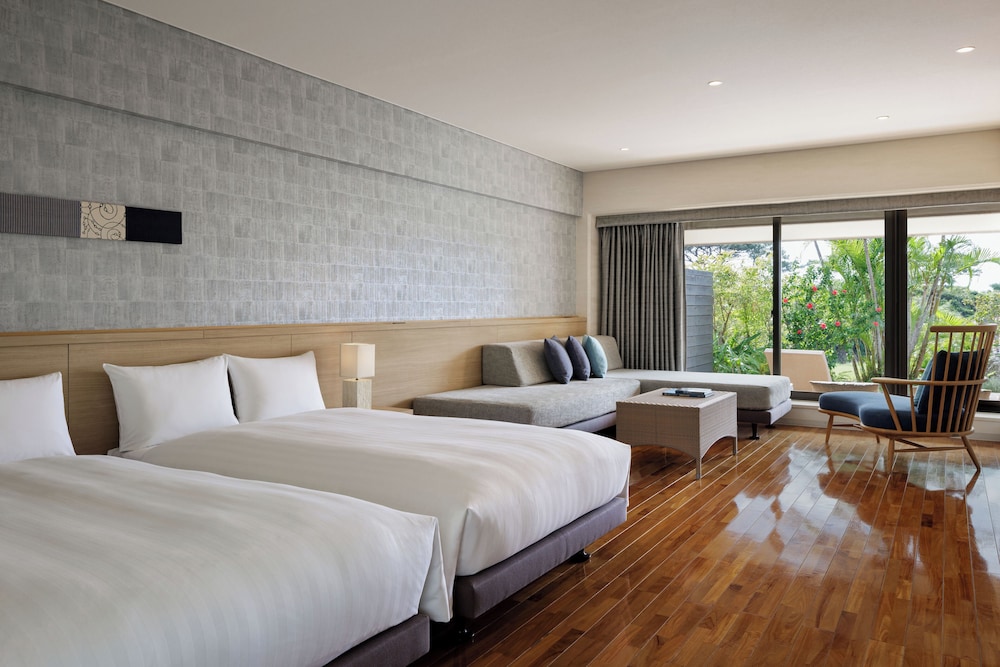Garden, Deluxe, Twin Beds, 2 Sofa, Terrace
