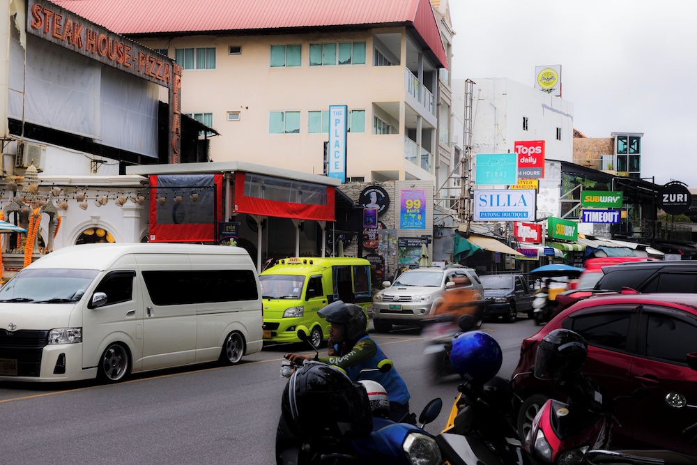Silla Patong Hostel 32/36