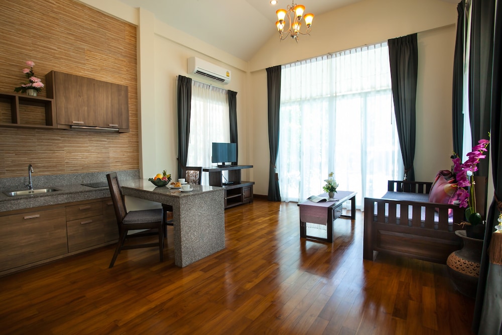 Pattra Vill Resort 55/72
