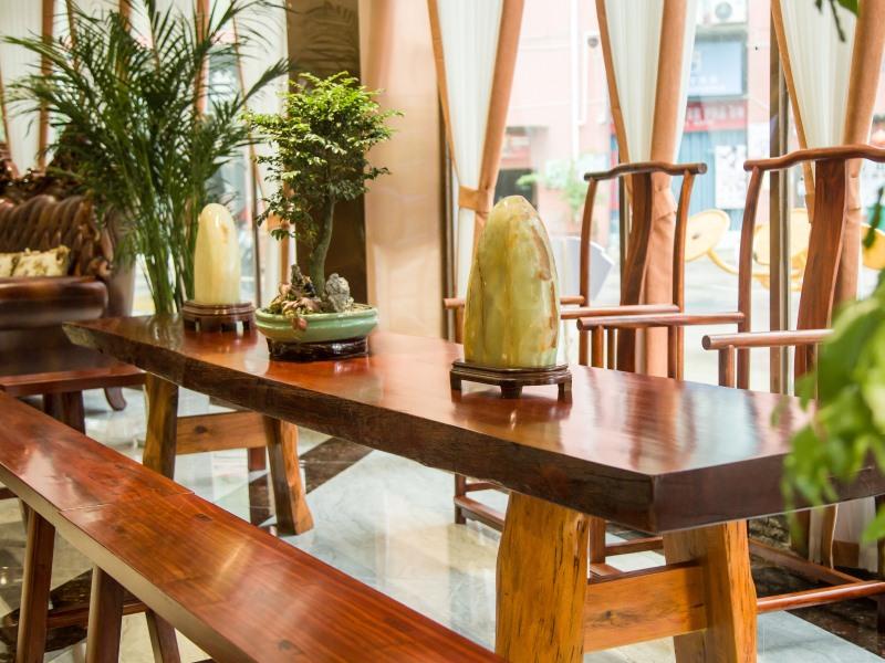 GreenTree Eastern Anshun Town Huangguoshu Avenue Jinhui Xindu Hotel 42/50
