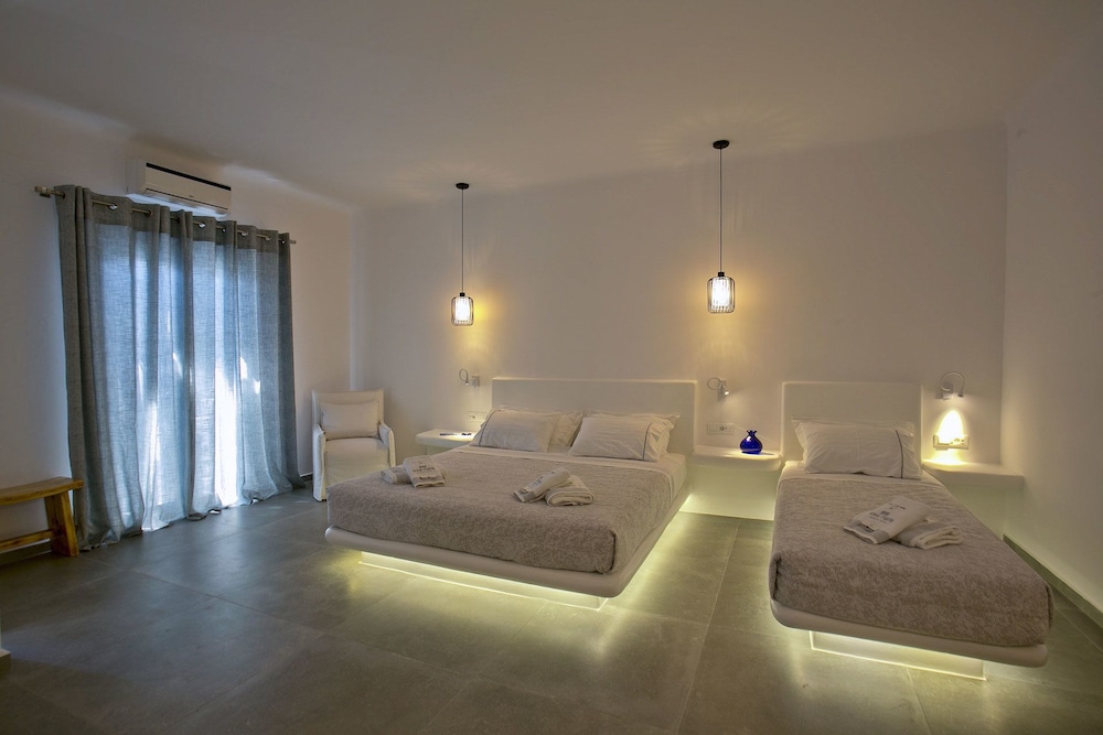 Anna Maria Mykonos Hotel 42/66