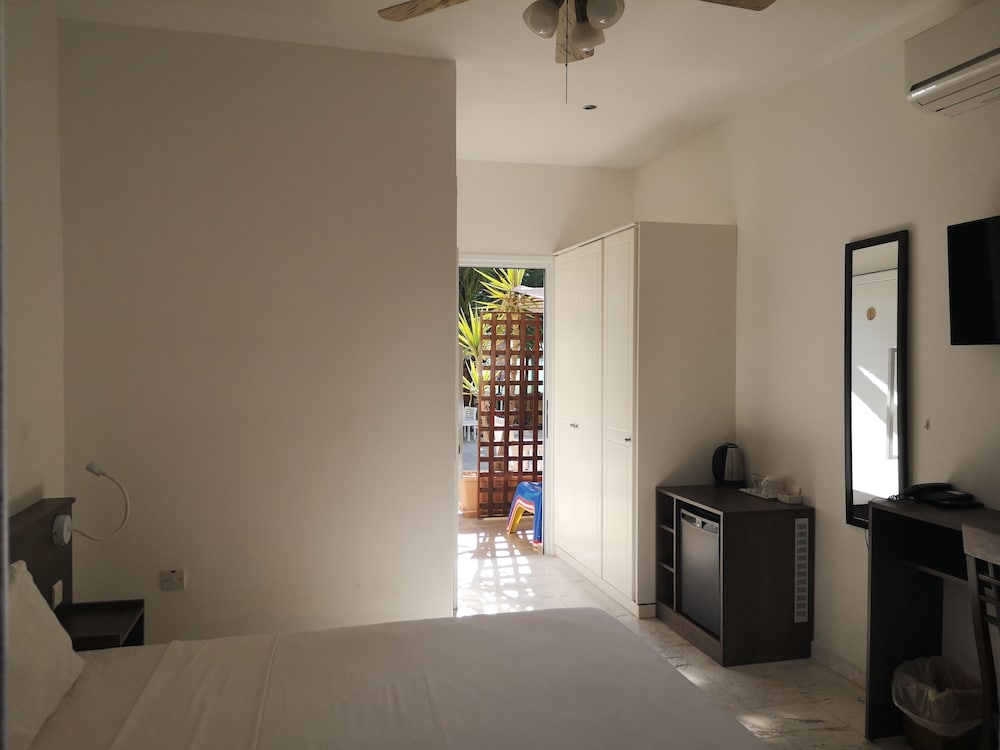 St Elena Boutique Hotel 6/50