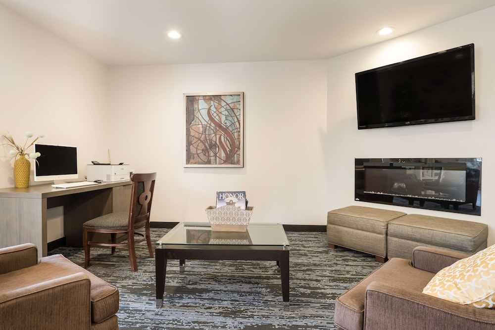 Surestay Hotel By Best Western Thomson 28/41