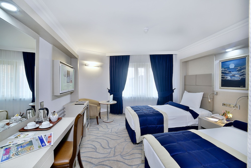 Marathon Hotel 17/39