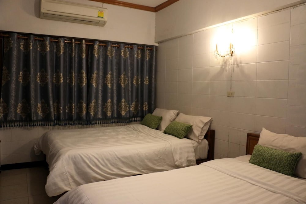 Nett Hotel 7/30