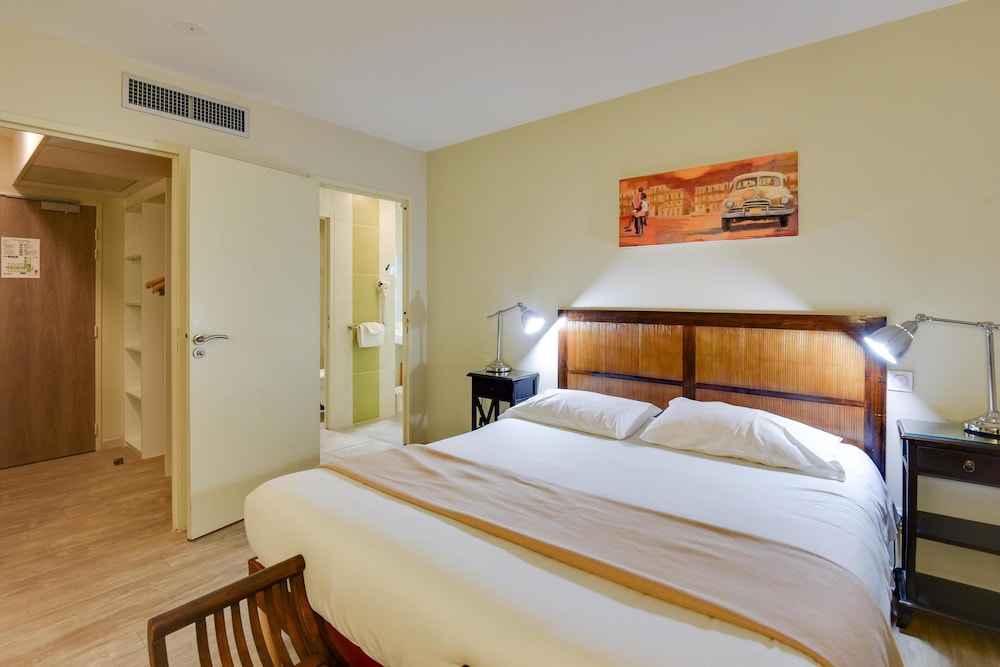 STANDARD, MULTIPLE BEDS