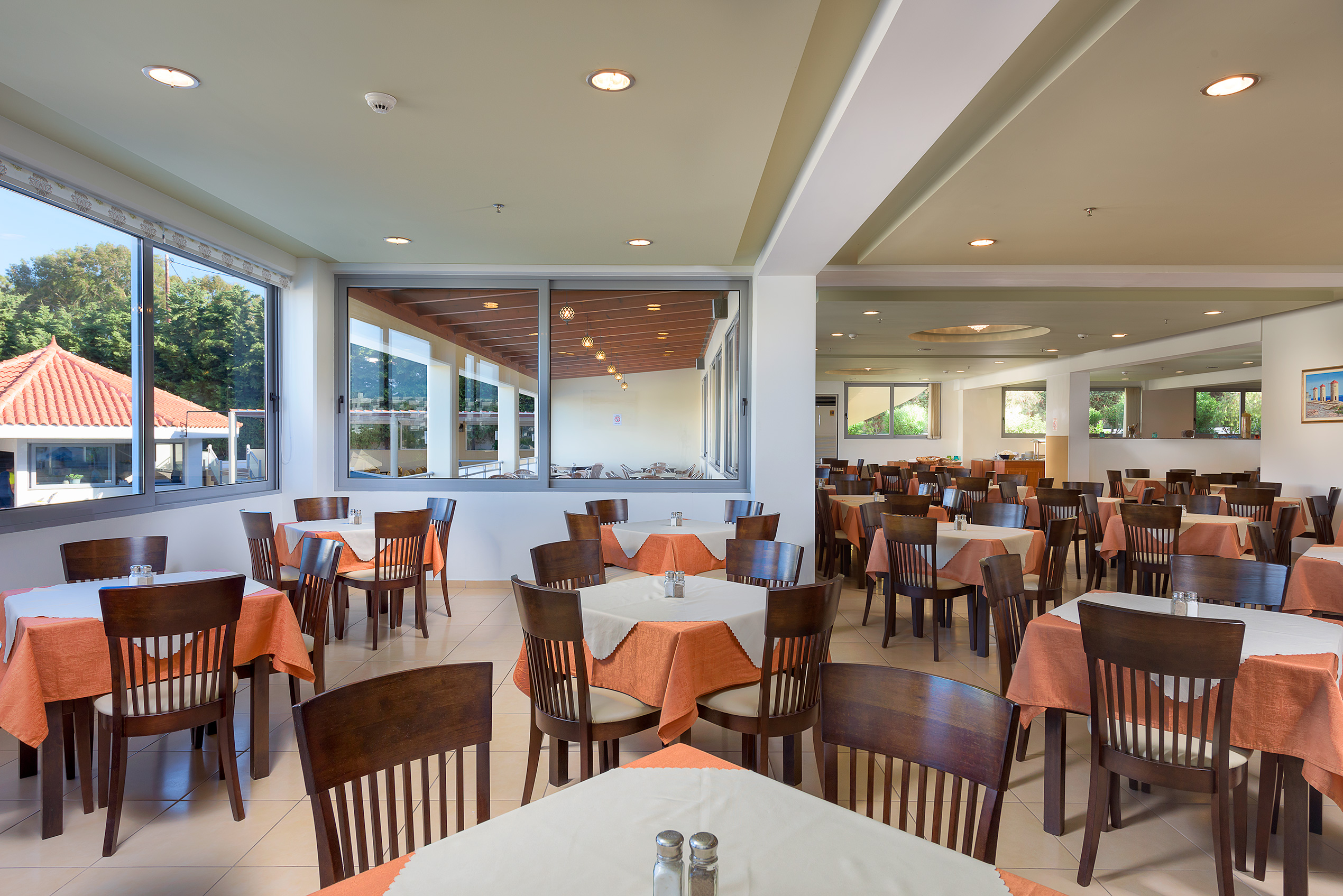 Memphis Beach Hotel 23/46