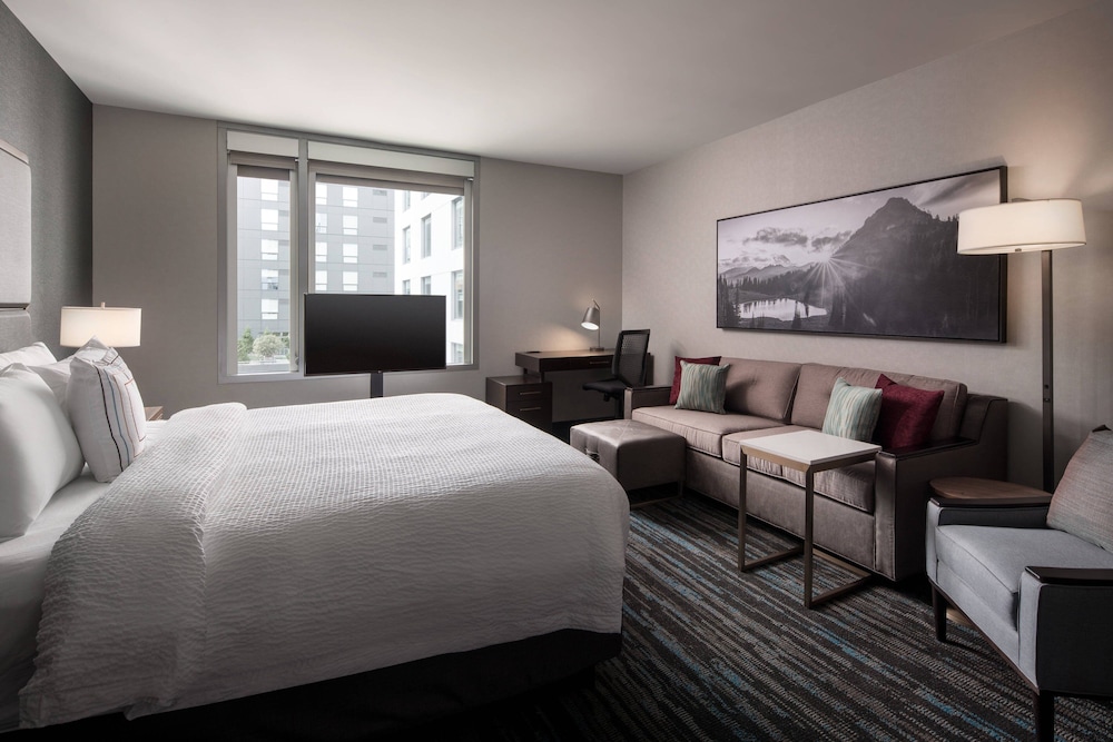Room at RESIDENCE INN SEATTLE DOWNTOWN/CONVENTION CENTER, SEATTLE - WA